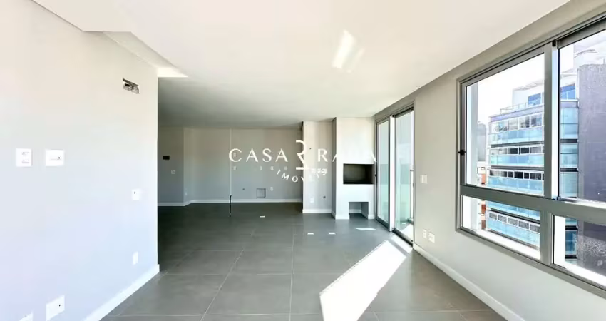 Apartamento 3 dormitórios (1 suíte e 2 demi-suítes) e 2 vagas com hobby box - centro