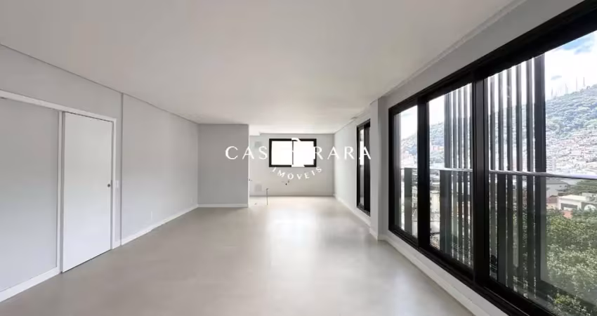 Apartamento 3 dormitórios (1 suíte e 2 demi-suítes) e 2 vagas - centro