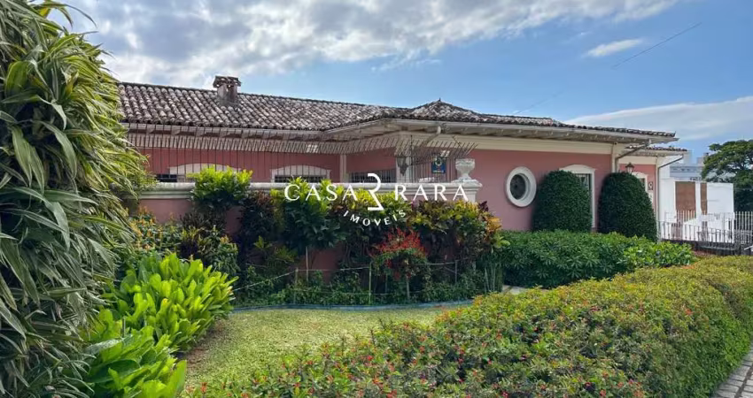 Casa 4 dormitórios (1 suíte) e 4 vagas - agronômica
