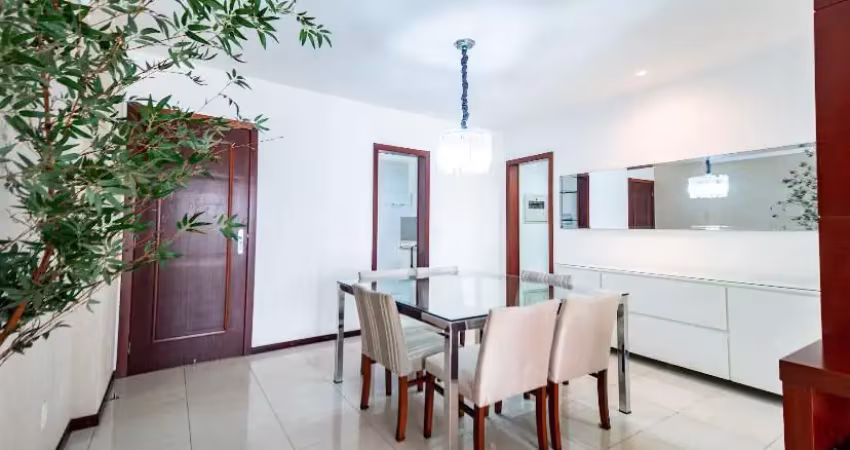 Apartamento de 03 qtos sendo 01 suíte na praia do canto/ vitória.es