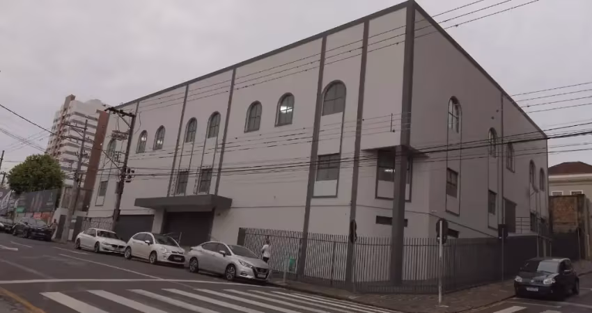 Imovel comercial central,  ideal para igreja, academia, e outros.