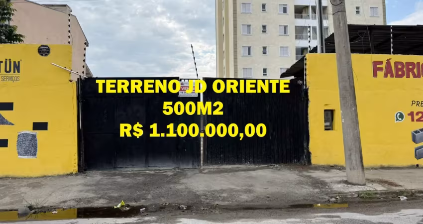 Terreno à venda na Rua Benedita Cantinho de Moura, 313, Jardim do Céu, São José dos Campos