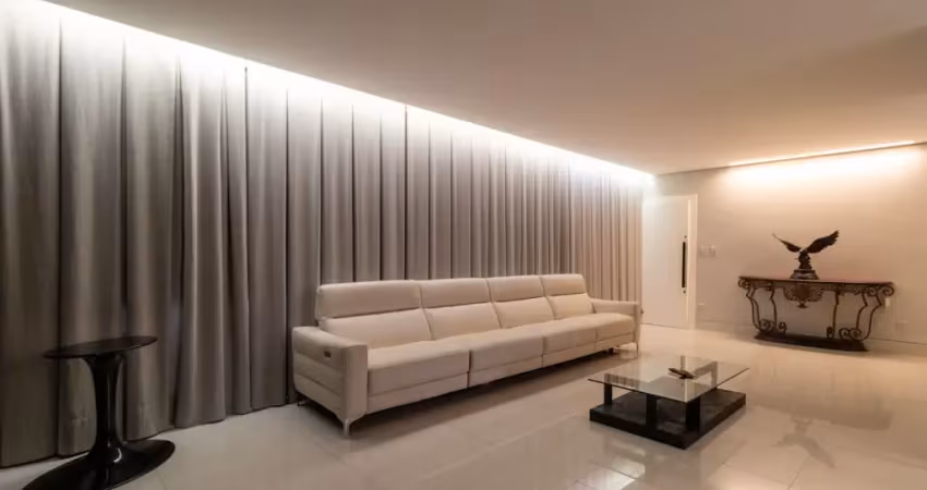 Apartamento à venda na Rua Felipe dos Santos, 600, Lourdes, Belo Horizonte