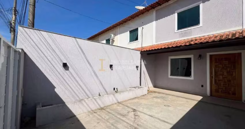 Duplex charmoso à venda no coração do coqueiral – 2 quartos, garagem e excelente localização!