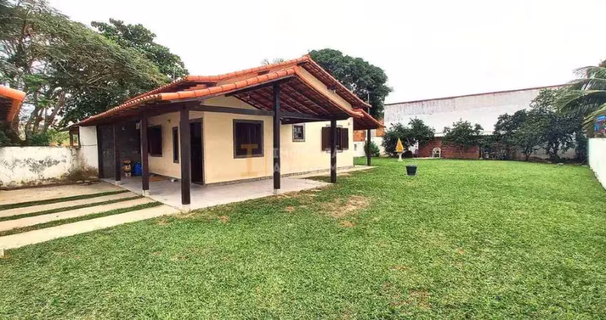 Casa com 2 quartos à venda na Boa Perna, Araruama 