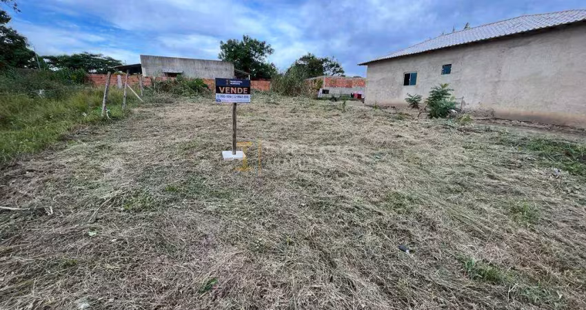 Terreno de 450m² em bairro tranquilo e valorizado – araruama/rj
