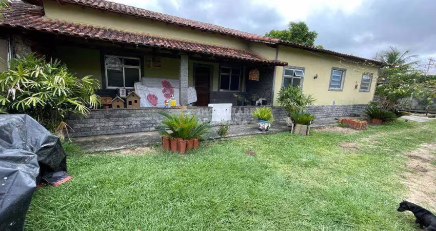 Casa com 2 quartos à venda na Fazendinha, Araruama 