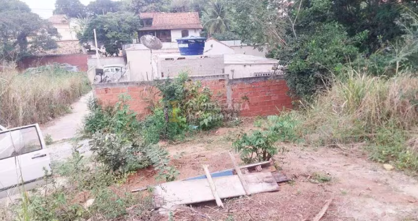 Terreno à venda na Praça da Bandeira, Araruama 