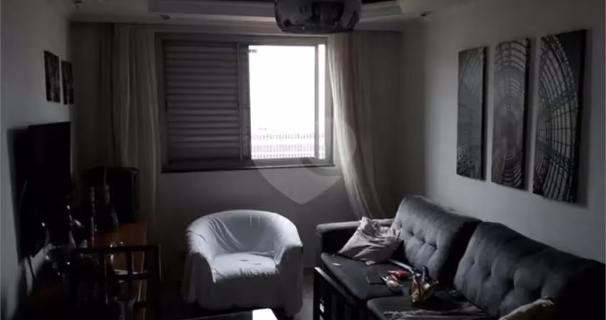 Apartamento à venda com 3 quartos, sendo 1 suíte,  no condomínio vicente mateus, são paulo - sp