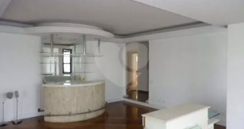 Apartamento para alugar com 4 quartos, sendo 3 suítes,  no condomínio edifício vittória di chiro, são paulo - sp