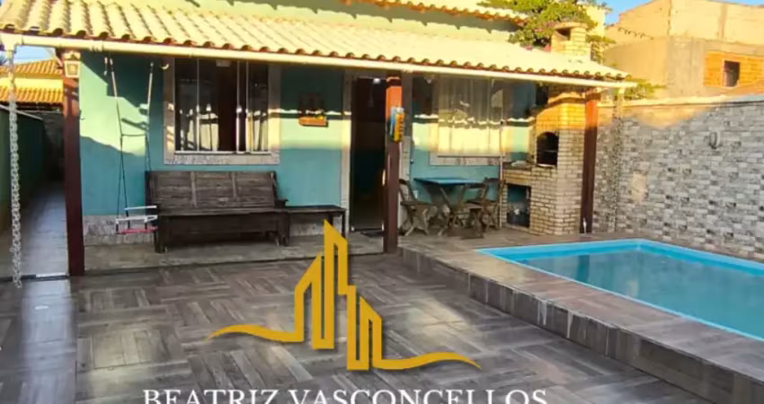 Linda casa à venda em unamar – cabo frio/rj  localizada em condomínio lado praia! ️   valor: r$ 270.000,00  condição especial: ️ aceito entrada de r$ 150.000,00 ️ aceita financiamento por todos os ban