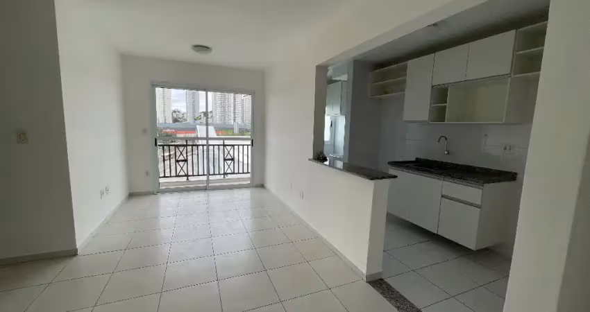 Apartamento 3 dormitórios no monte castelo com armários planejados