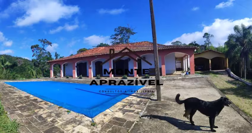 Excelente chácara com 8.000 m² – ótima localização!