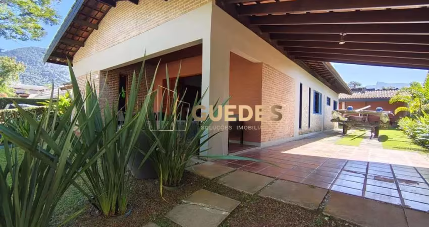 Casa com 4 quartos à venda na Praia da Lagoinha, Ubatuba 