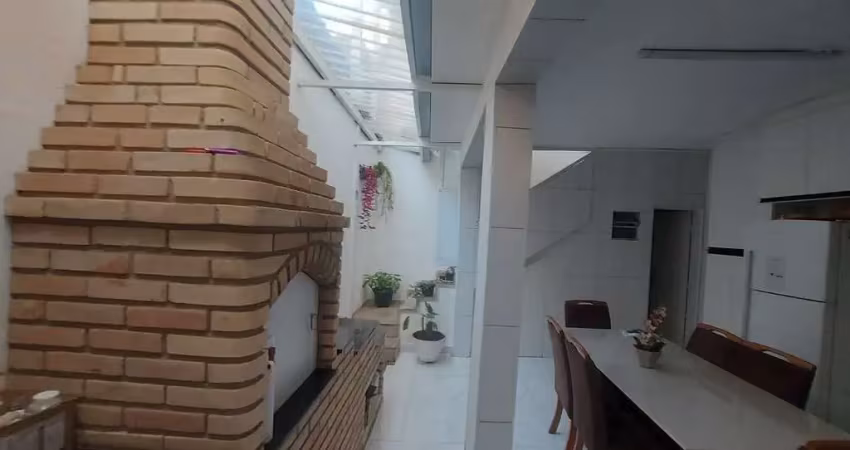 Sobrado a venda na vila suíça, 3 dormitórios, 1 suíte,  2 vagas.