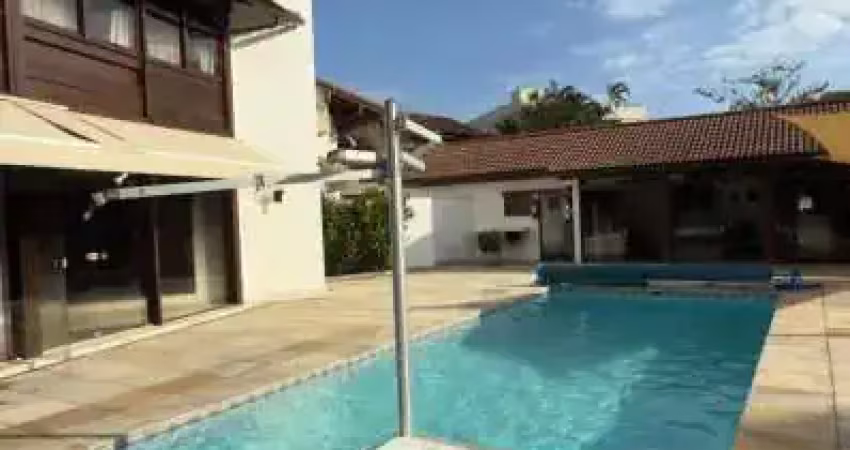 Casa à venda na Barra da Tijuca, Rio de Janeiro 