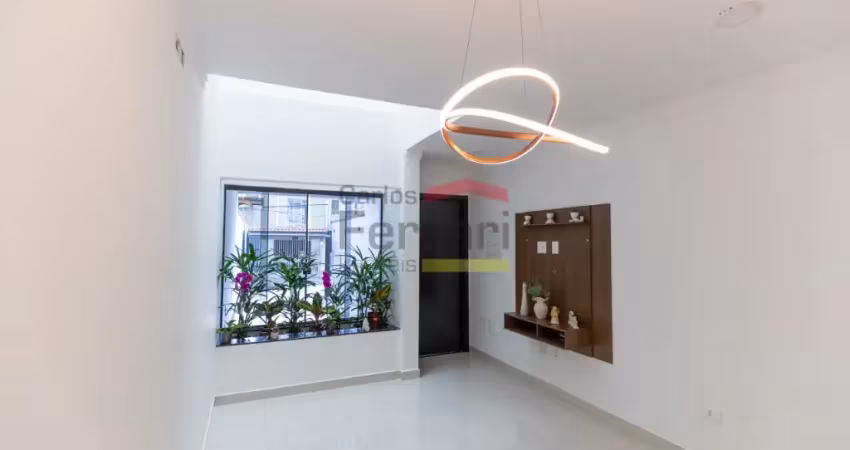 Sobrado novo de alto padrão, com 3 suítes, espaço gourmet e 2 vagas