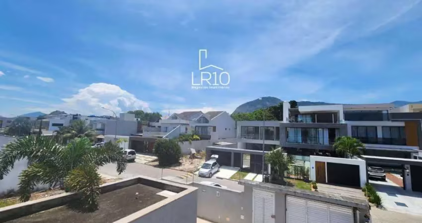 Casa à venda, no parc palmier,  em rio de janeiro, recreio dos bandeirantes, com 3 quartos, 400m²