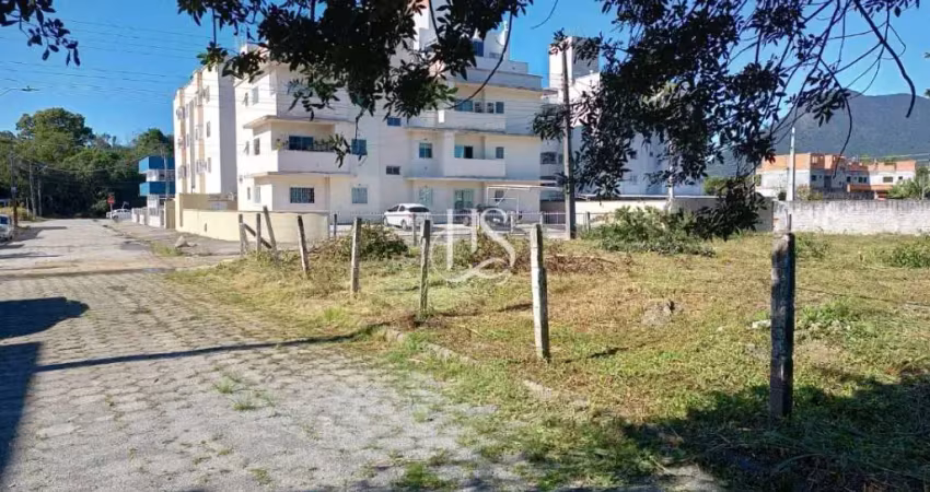 Terreno à venda na Rua Arthur de Brito, 1, Aririu, Palhoça