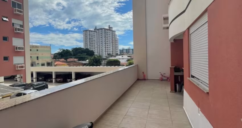 Terraço a venda de 2 dormitórios com vaga em Barreiros.