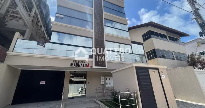 Cobertura mobiliada com 3 suítes na praia de mariscal