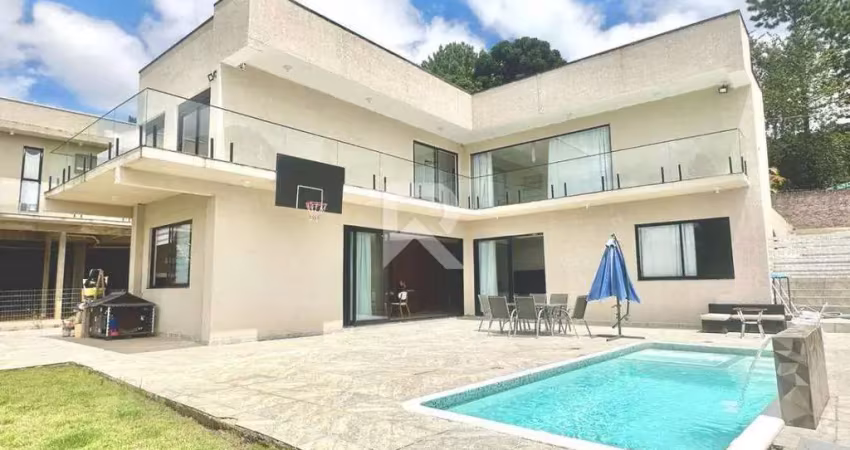 Casa Nova Mobiliada e Integrada com Alexa – 4 Quartos, Piscina e Vista Panorâmica – Aluguel – Curitiba/PR