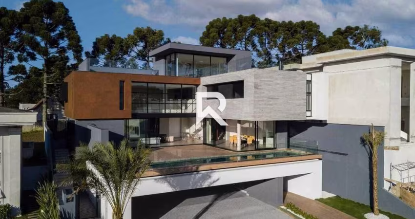 Casa Mobiliada c/ piscina em Cond. no Vista Alegre para Venda - Curitiba/Pr