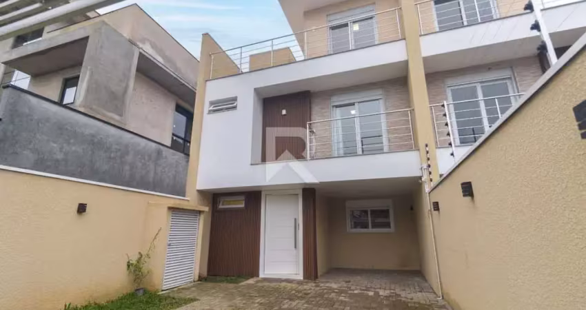 Casa Térrea com Jardim, 4 quartos e 2 vagas à venda – Santo Inácio - Curitiba/PR