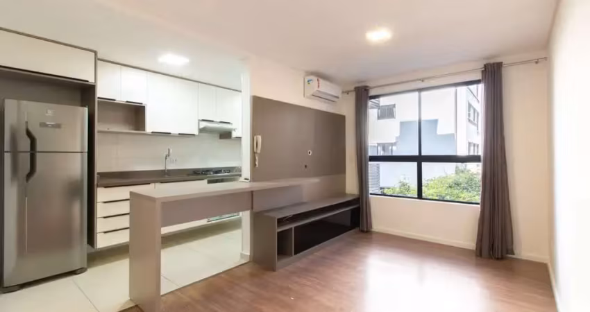 Apartamento com 2 dormitórios para alugar, 56 m² por r$ 3.300,00/mês - santo inácio - curitiba/pr