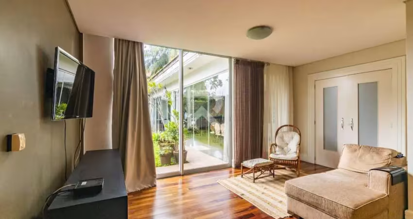 Casa com jardim privativo, 7 dormitórios 3 vagas à venda e locação, 400 m² - batel - curitiba/pr