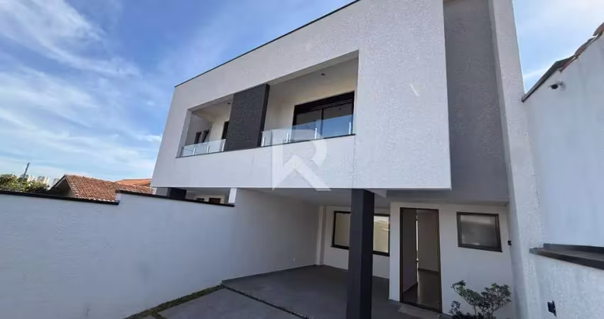 Casa de rua com jardim, 3 quartos 2 vagas à venda, 149m² – santo inácio - curitiba/pr