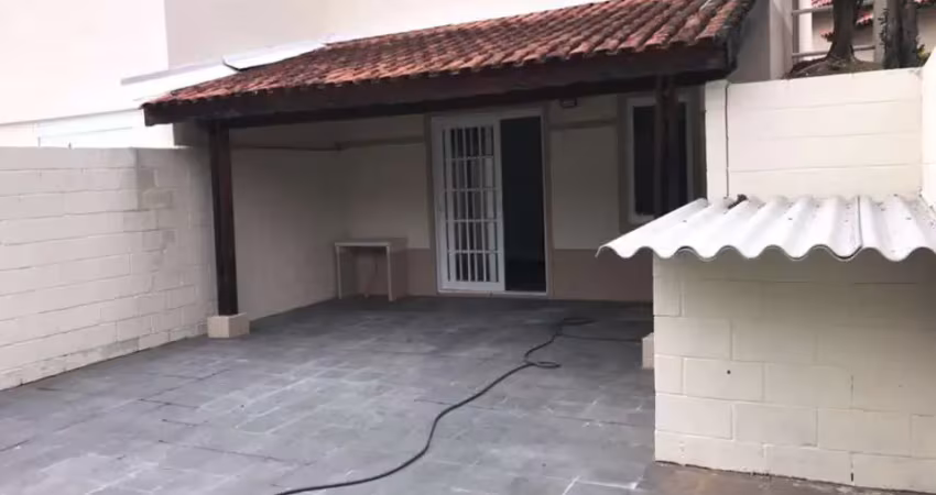Casa com 3 dormitórios 3 vagas a venda no horto do ypê
