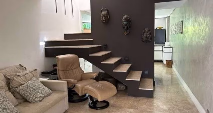 Casa com 2 suítes 2 vagas a venda no Jardim Europa