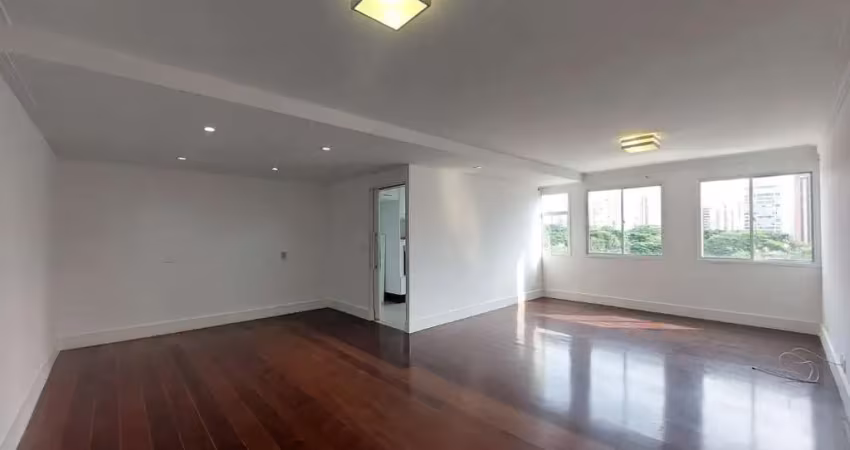 Apartamento com 3 dormitórios 2 vagas a venda em moema