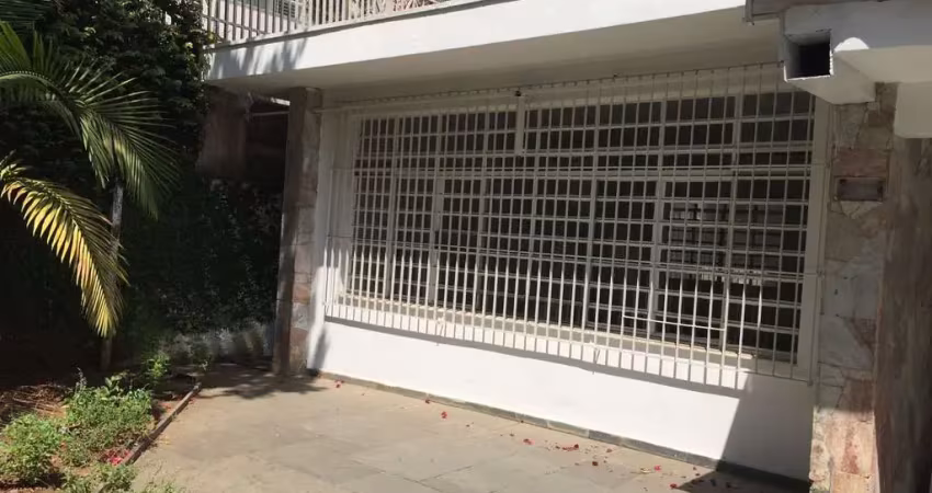 Casa com 3 dormitórios 5 vagas a venda no Campo Belo