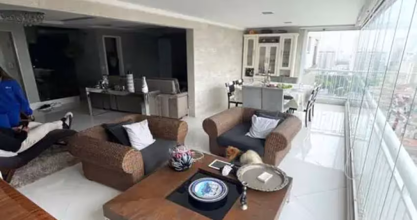 Cobertura Duplex com 4 suítes 3 vagas a venda na Mooca