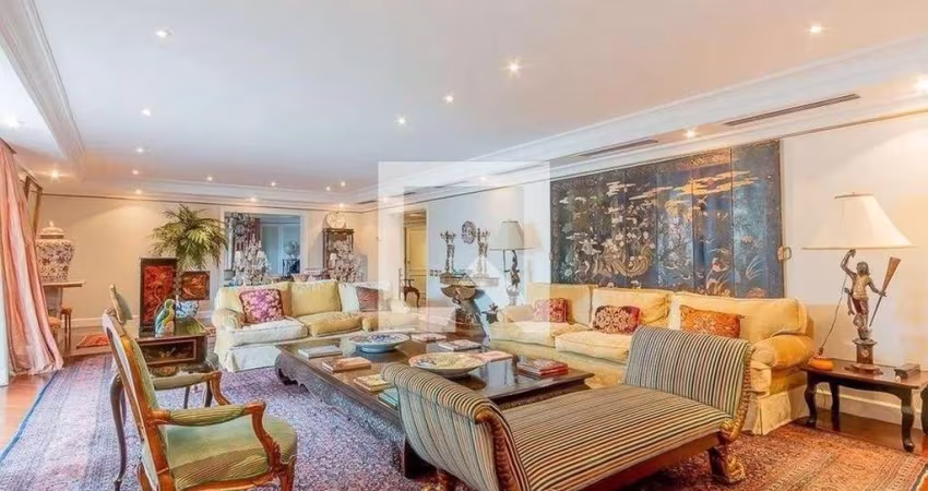 Apartamento com 4 suítes 7 vagas a venda no Jardim Paulista