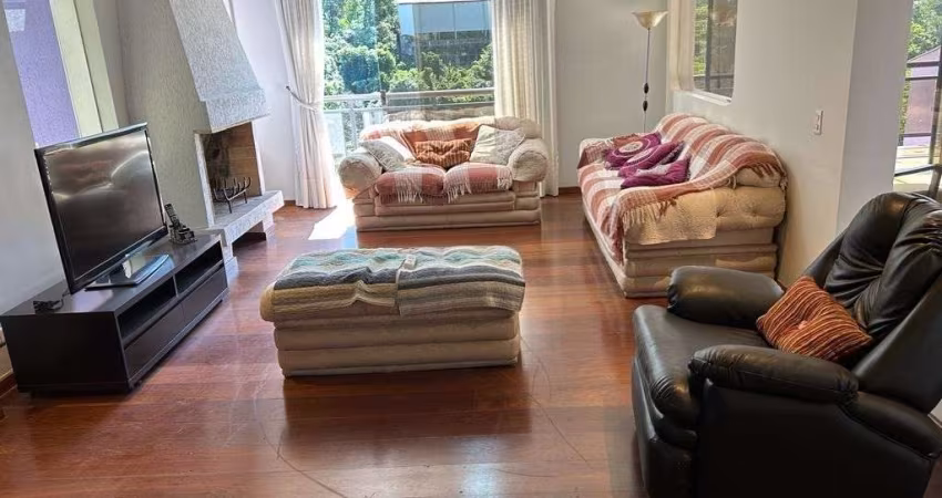 Casa com 4 suítes 2 vagas a venda no Panamby