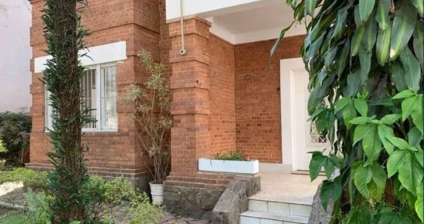 Casa com 3 dormitórios 6 vagas a venda no Jardim Paulista