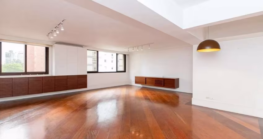 Apartamento com 3 suítes 2 vagas a venda no Jardim Paulistano