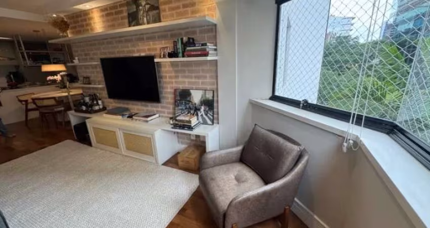 Apartamento com 3 dormitórios 2 vagas a venda na Vila Olímpia