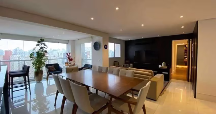 Apartamento com 3 suítes 2 vagas a venda na aclimação