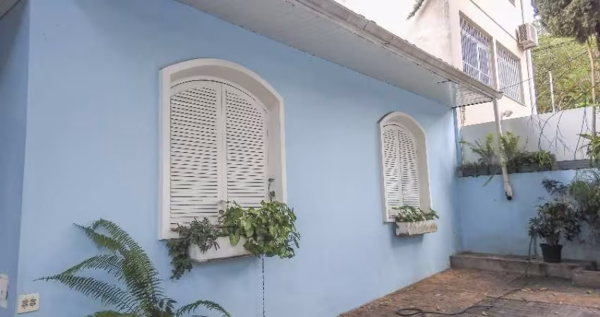 Casa com 3 dormitórios 3 vagas a venda na Vila Madalena