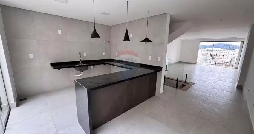 Casa a venda com 3 quartos sendo 1 suíte, sala, cozinha, área gourmet, varanda, 2 vagas de garagem