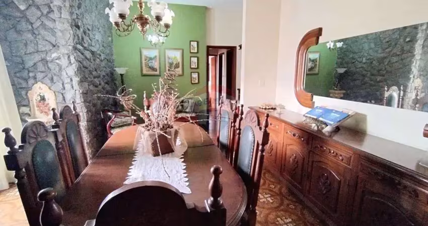 Casa à venda, no bairro santa catarina, 4 quartos, duas salas e duas cozinhas, além de um terraço gourmet.