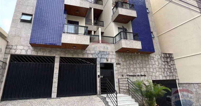 Apartamento na Barão de Cataguases de dois quartos sendo uma suíte, com vaga de garagem.