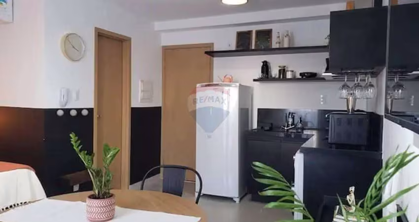 Studio Mobiliado à venda. Todo Montado equipado com ar condicionado e lava e seca, funcionando AirBnb.