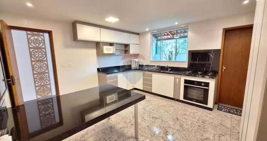 Apartamento Sofisticado com 2 quartos,  suíte, 2 vagas, no Coração de Matias Barbosa/MG