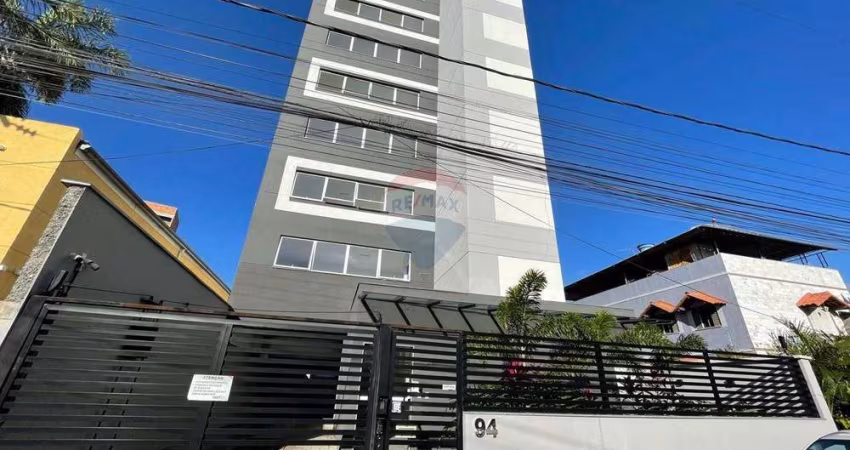 Studio para locação pertinho da UFJF - elevador, garagem, piscina e academia.