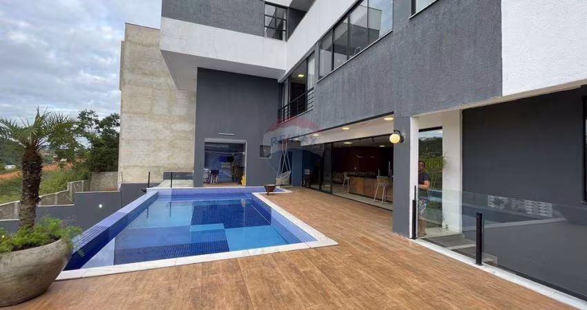 Casa de Cinema locação Spina Ville - 4 suites, quadra de Beach Tênis - piscina , área gourmet, Juiz de Fora/MG